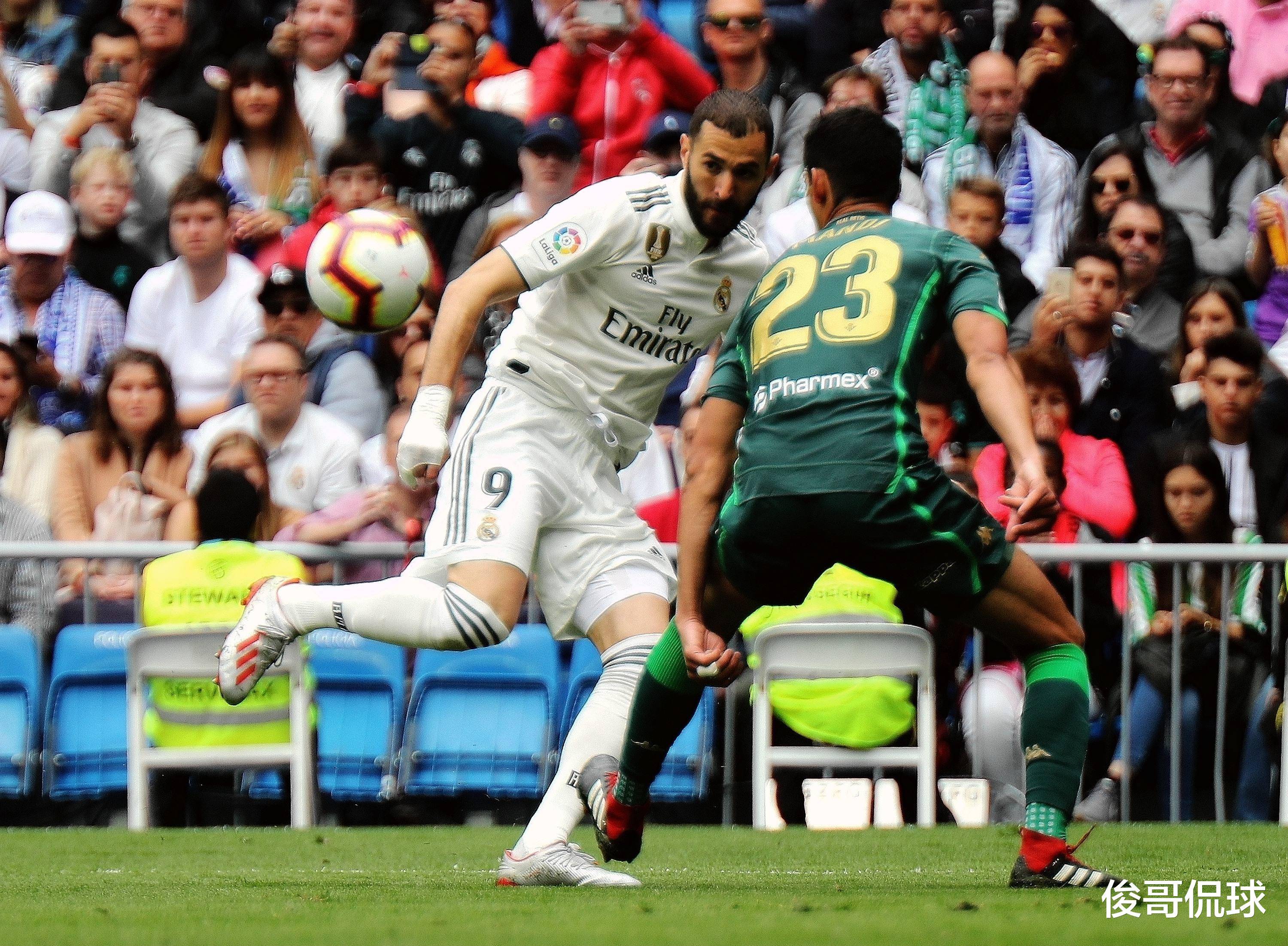 aoa体育课程-斯帕尔维埃莱打入制胜一球，帕尔马击败对手的简单介绍