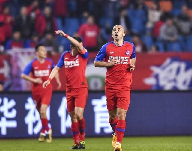 aoa体育娱乐-苏宁客场大胜天海，紧追积分榜前四的简单介绍