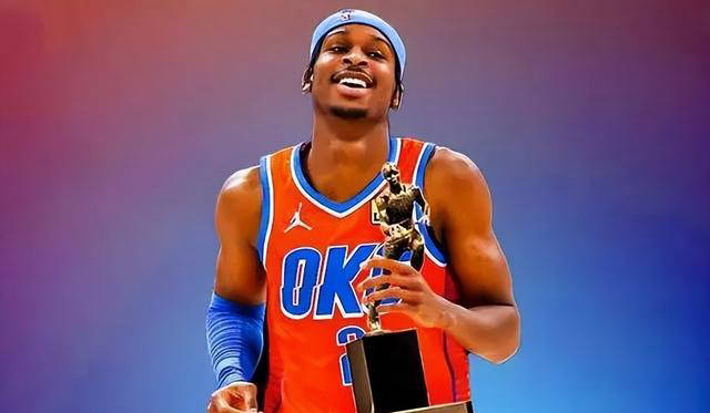 包含蒙特雷全力冲击冠军，关键球员备战状态受关注的词条