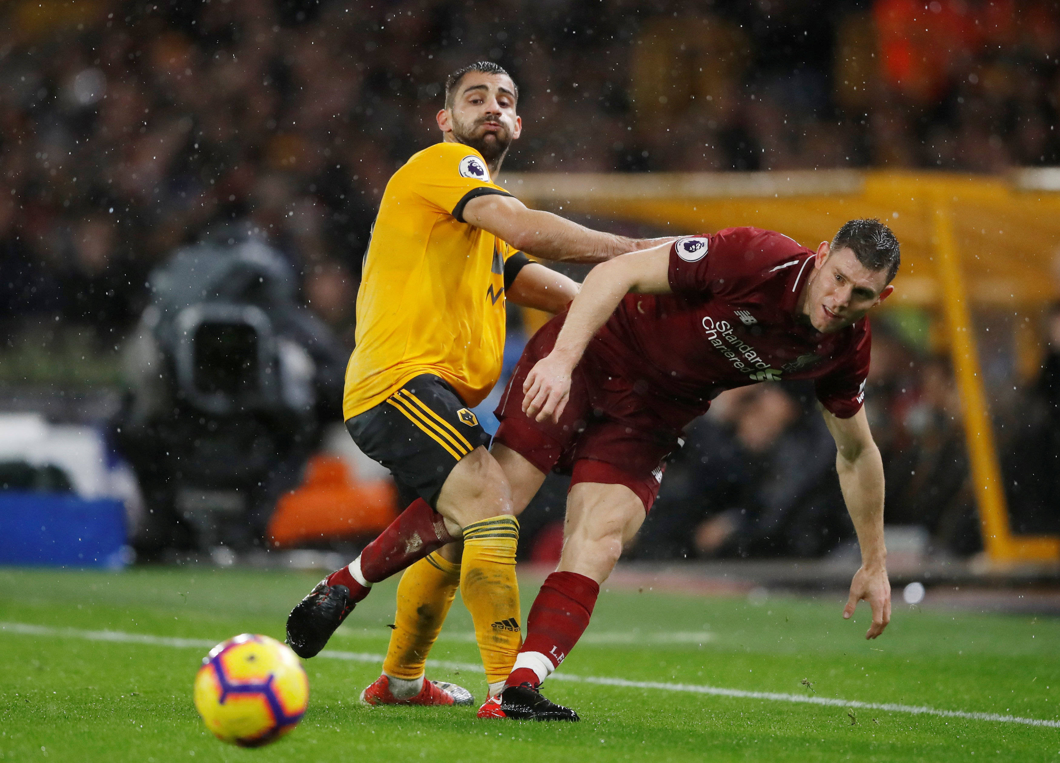 利兹联精彩进球惊艳球迷,成为焦点赛事一景的简单介绍 利兹联精彩进球惊艳球迷,成为焦点赛事一景的简单介绍