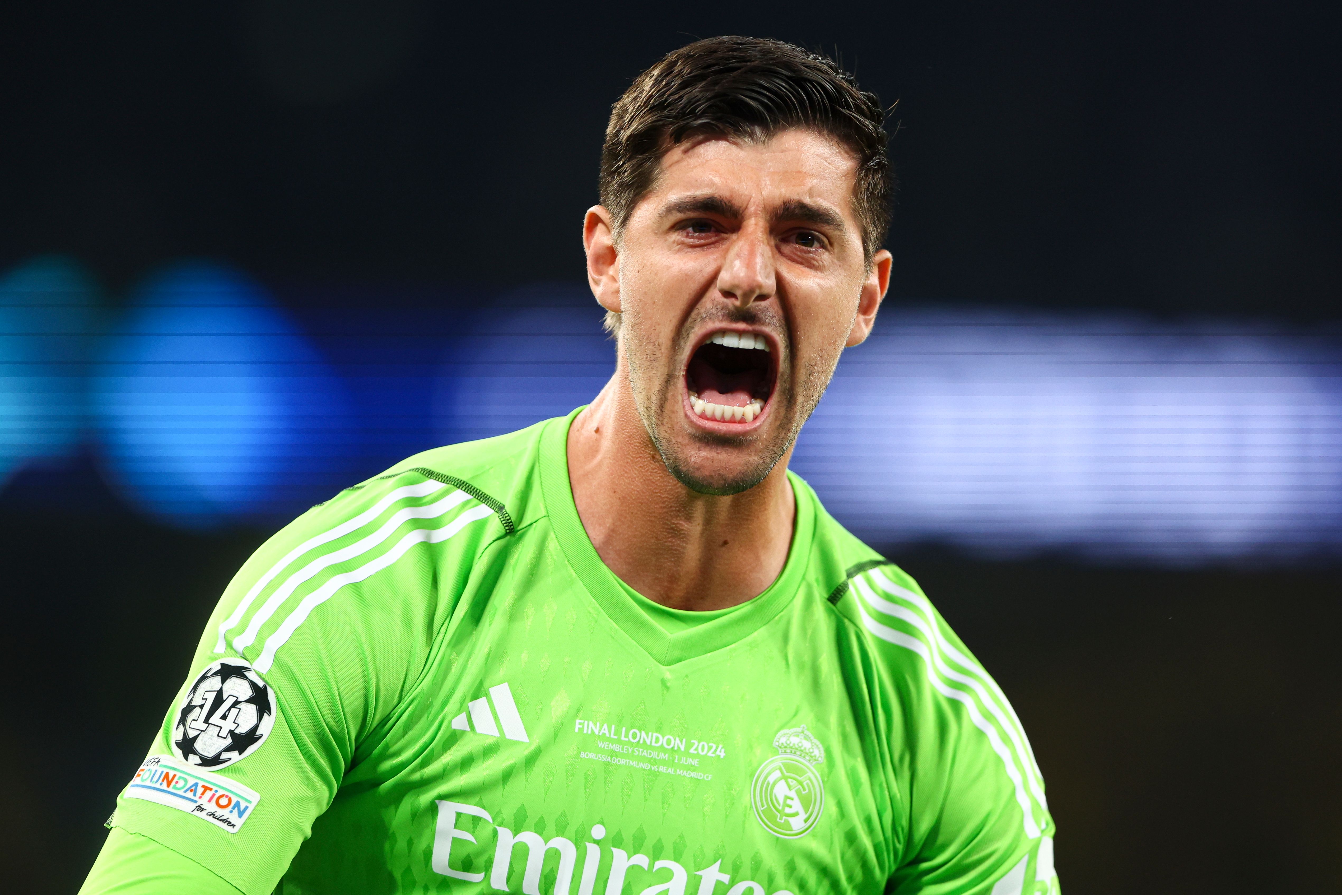 比利时队高居小组第一，锁定欧洲杯参赛名额