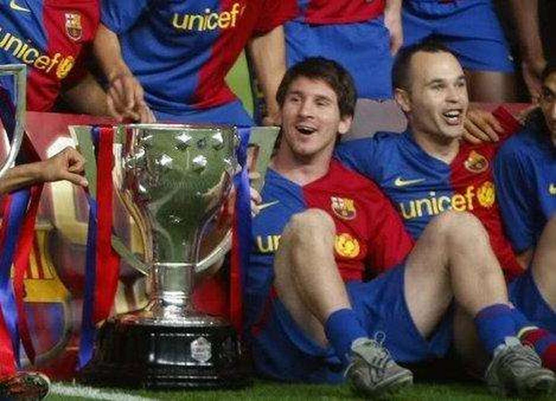 aoa体育新闻-平局无解！尤文大巴萨互有胜算的简单介绍