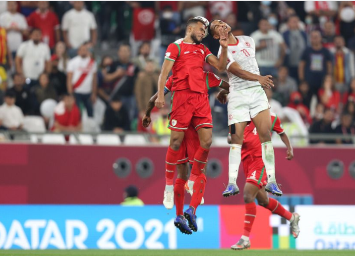 某一强队将在最新一轮比赛中与劲敌大战一场