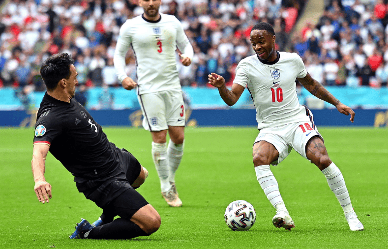 英格兰队在欧预赛比赛中碾压对手，实力突出的简单介绍