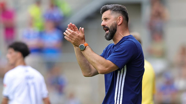 沙尔克球员庆祝儿子生日父子情深感人的简单介绍