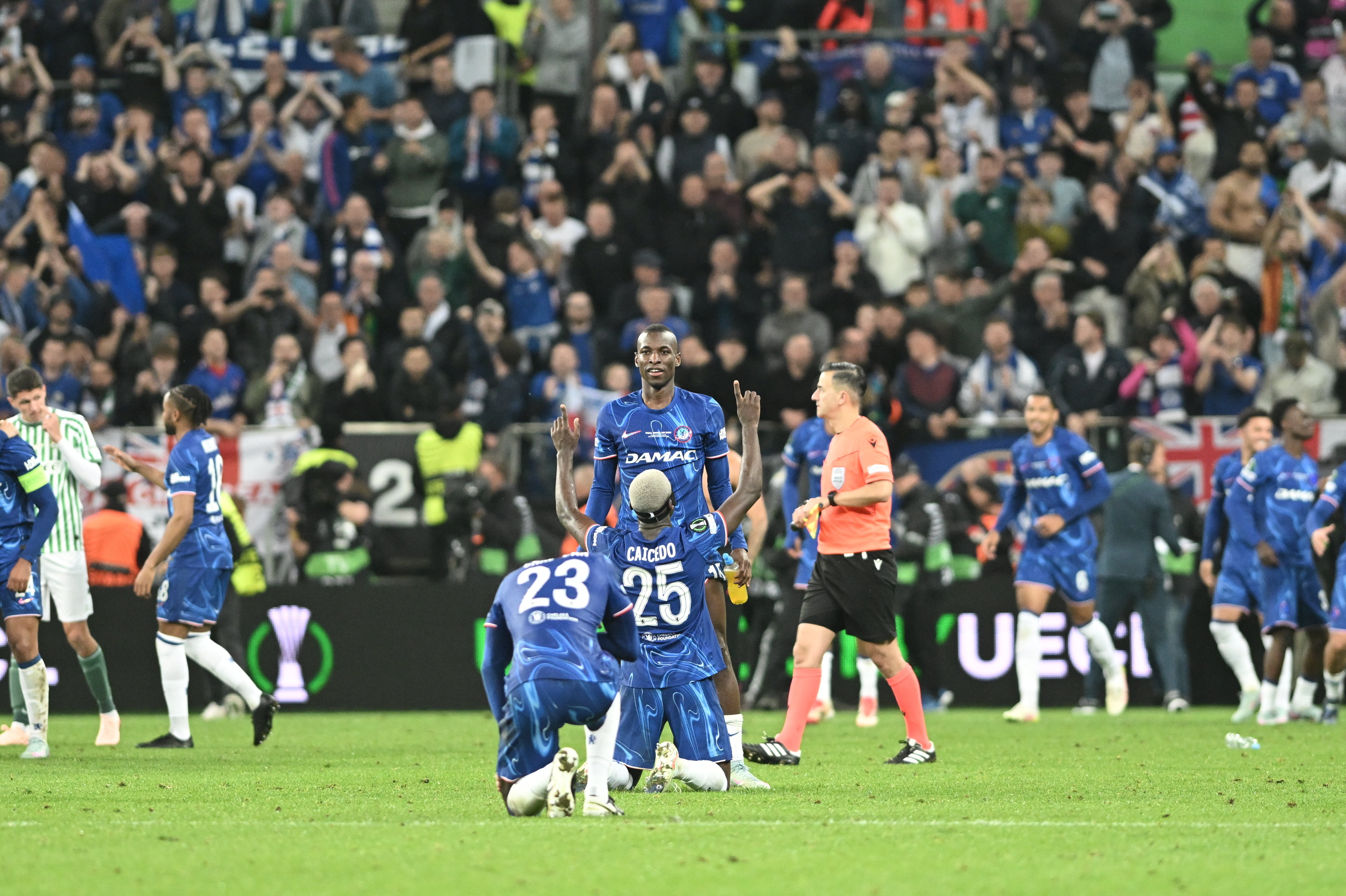 aoa体育新闻-欧洲选手表现出色，团体赛再创佳绩的简单介绍