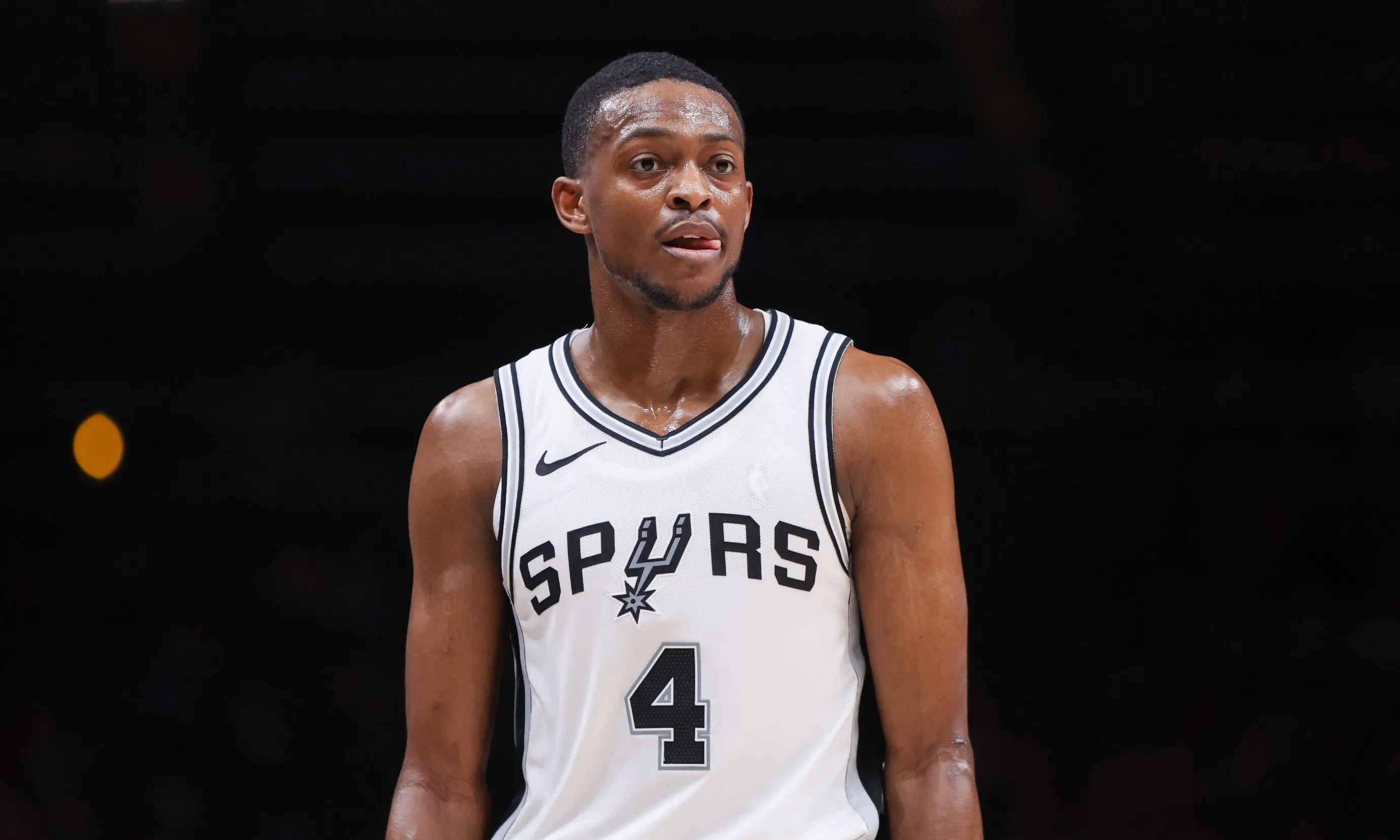 马刺热身赛训练全力备战关键时刻的简单介绍