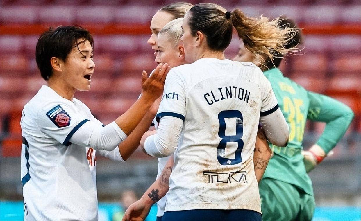 包含美国女足队员受伤，备战工作因此受阻的词条