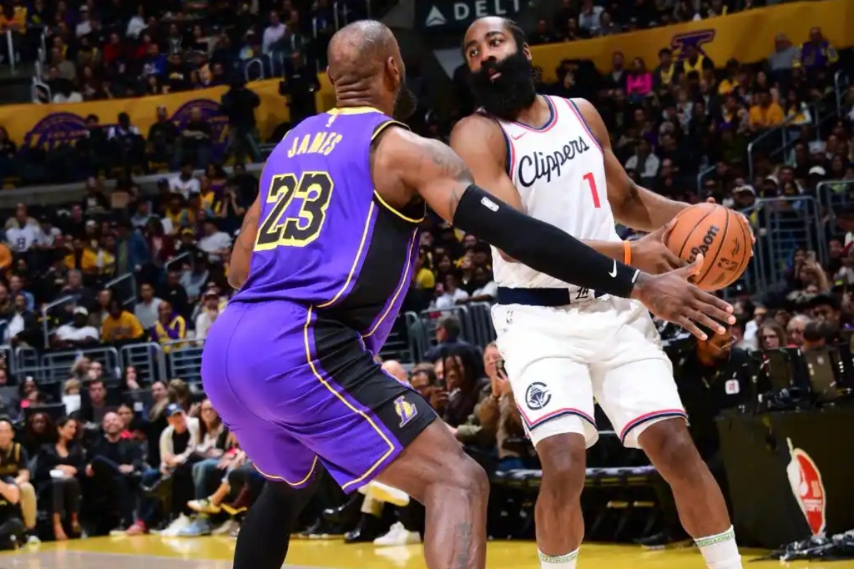 活塞击败湖人，豪取六连胜