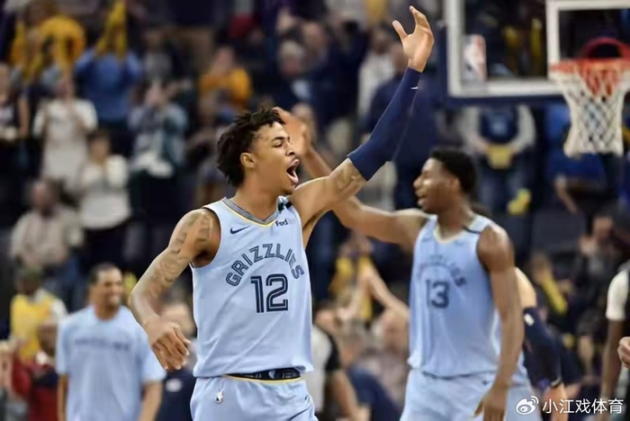 爵士不敌灰熊仍排名西部第四，米切尔砍下30分的简单介绍