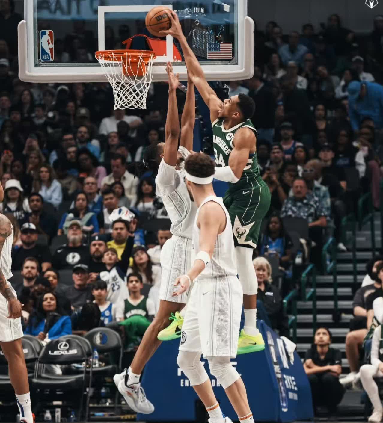 雄鹿击败独行侠，字母哥32分绝杀的简单介绍