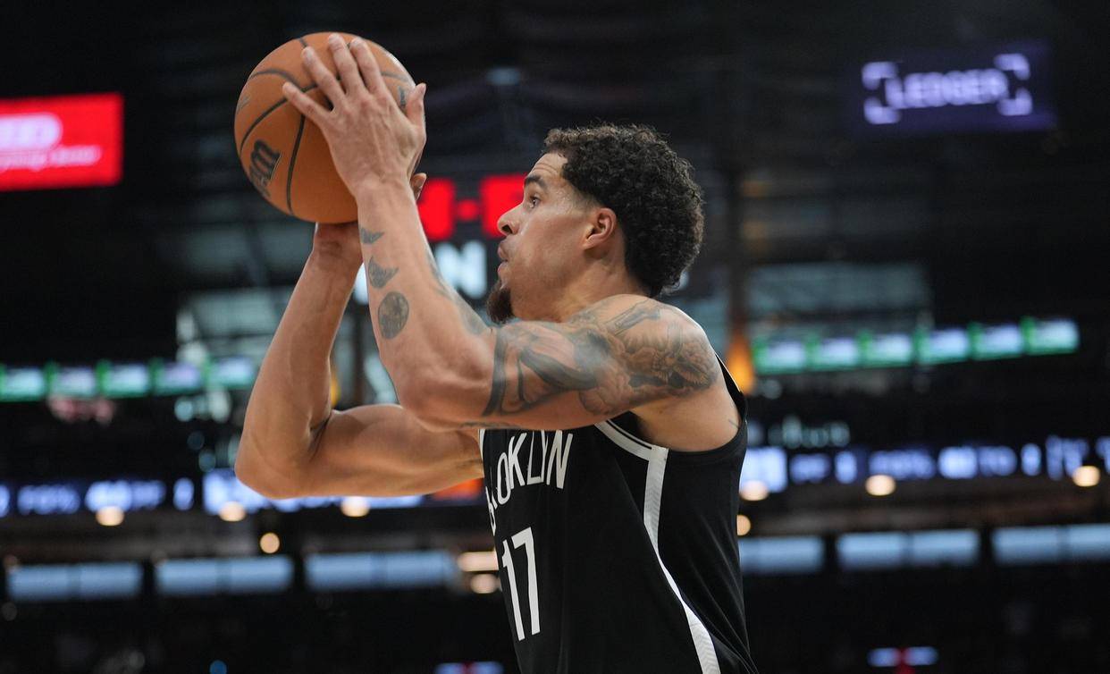 aoa体育-包含篮网全队状态低迷，多场比赛惨遭失利的词条