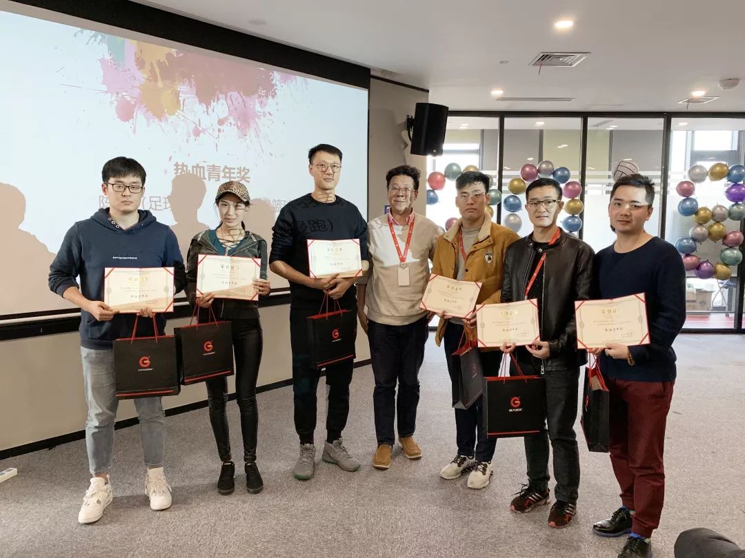 包含俱乐部管理层新人员加盟,带来新气象的词条 包含俱乐部管理层新人员加盟,带来新气象的词条